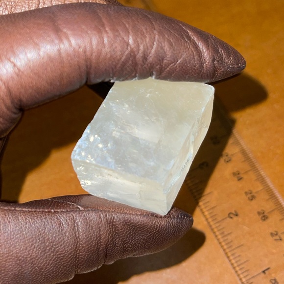 Optical Calcite raw piece B. - Picture 7 of 13
